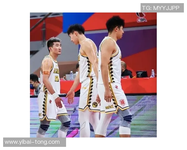 孙铭徽单节狂砍16分全场28分9助攻强势回应为自己正名